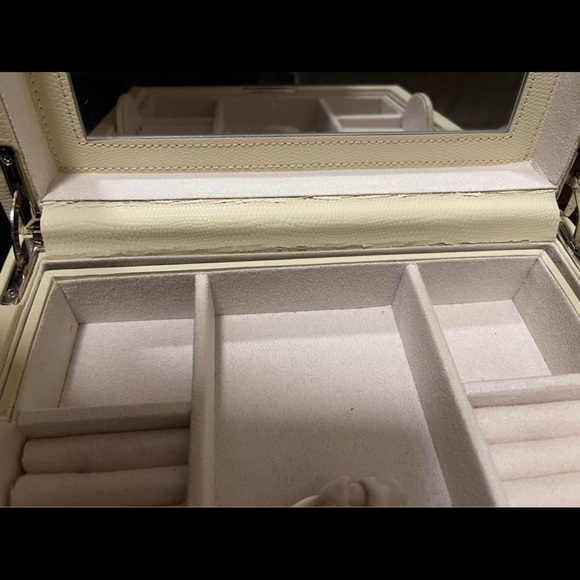 Pottery Barn Storage & Organization Pottery Barn Mckenna Jewelry